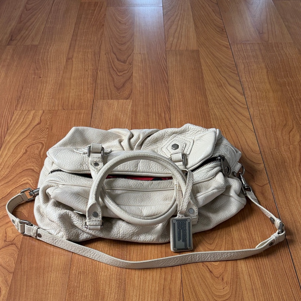 Marc by Marc Jacobs | Cream Leather Shoulder Bag - Picture 5 of 6